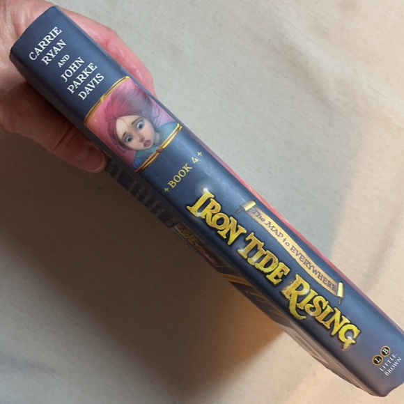 🌈2/$8 🎁Iron Tide Rising #4 The Map To Everywhere.. - Picture 4 of 12